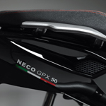 Neco 50 GPX - détail design selle haut de gamme