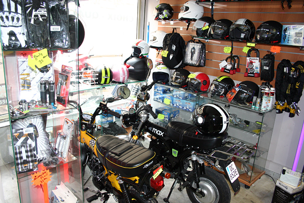 Accessoires moto : les prix sont en chute libre sur  - Moto-Station